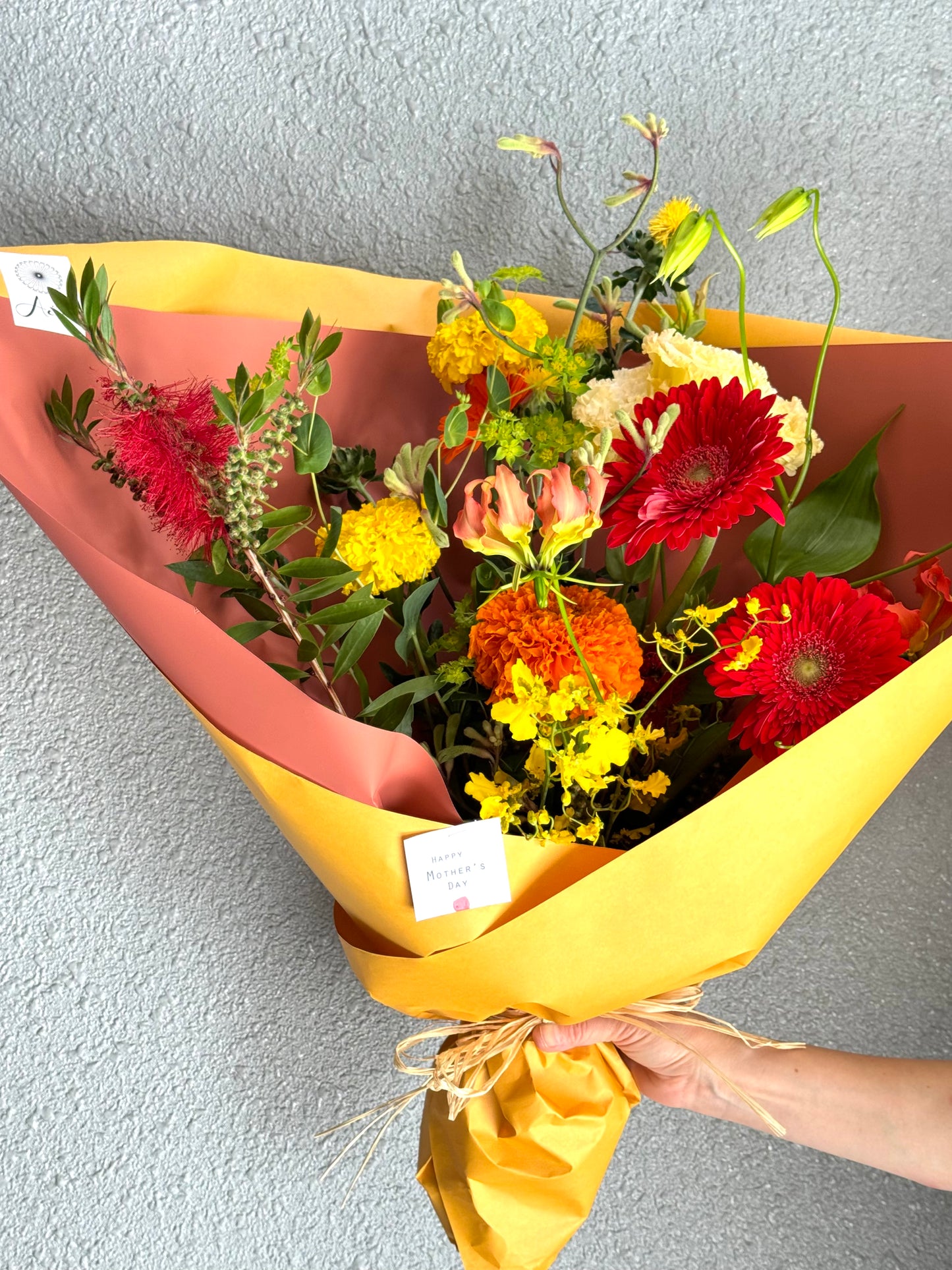 アコルのMother's Day Bouquet【M】＜5/1(金)〜5/6(水)お届け＞